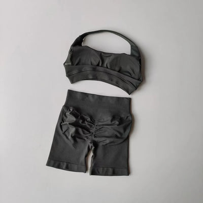 2-Piece Seamless Yoga Set for Women – Sports Bra & Shorts