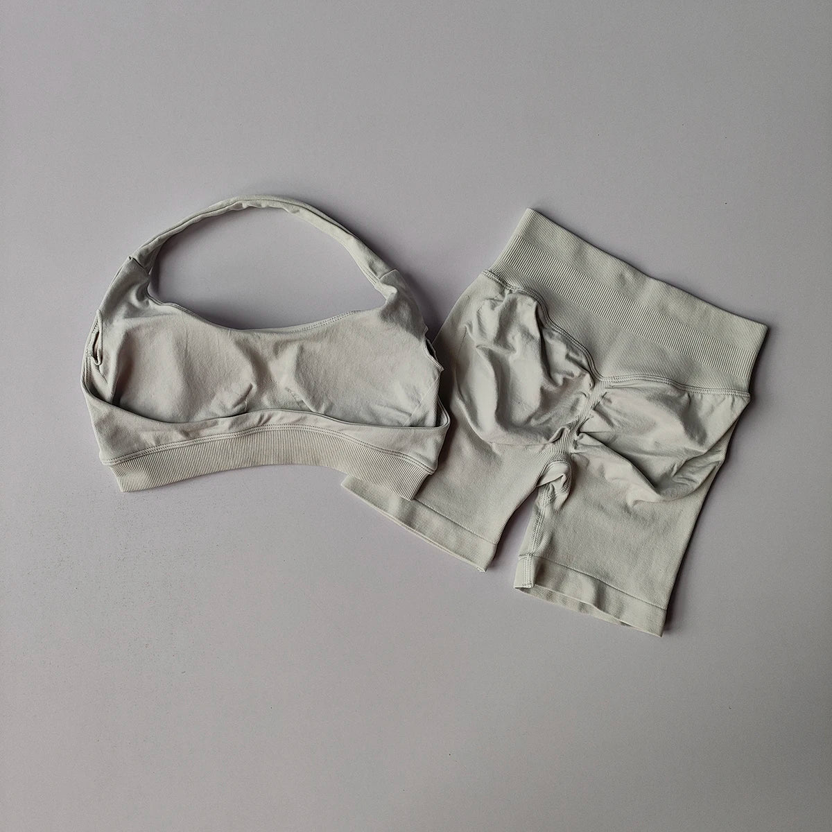 2-Piece Seamless Yoga Set for Women – Sports Bra & Shorts