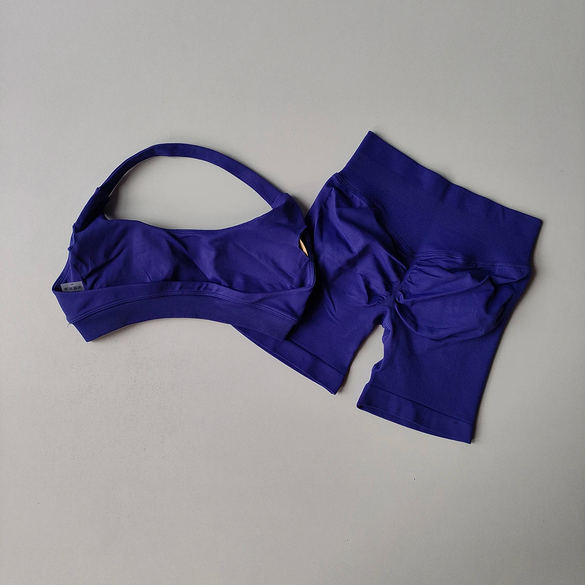 2-Piece Seamless Yoga Set for Women – Sports Bra & Shorts