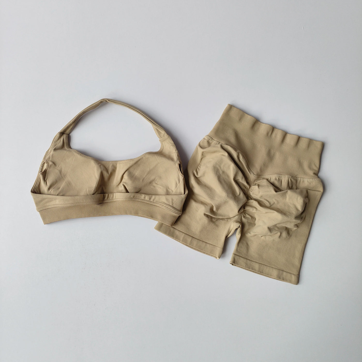 2-Piece Seamless Yoga Set for Women – Sports Bra & Shorts