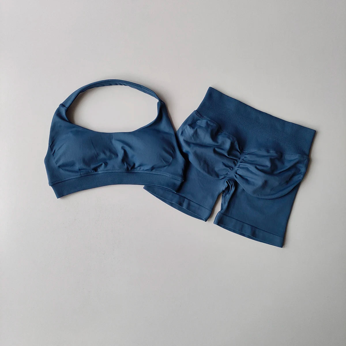 2-Piece Seamless Yoga Set for Women – Sports Bra & Shorts