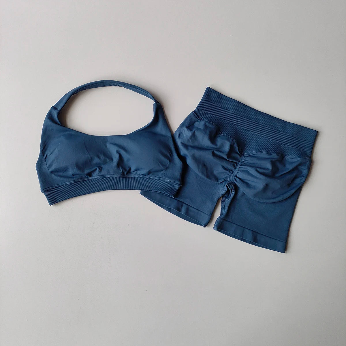 2-Piece Seamless Yoga Set for Women – Sports Bra & Shorts